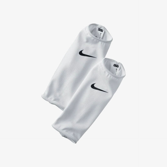 SE0174-103 NIKE GUARD LOCK SLEEVES